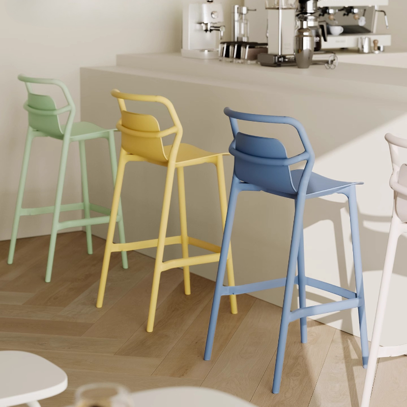 Stołki barowe w stylu designer – Commercial Kitchen Designer recenzja i cena