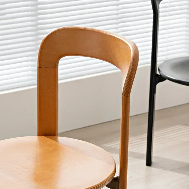 Krzesła ZChairs, skórzany stoł – Kitchen Flooring Commercial recenzja i cena